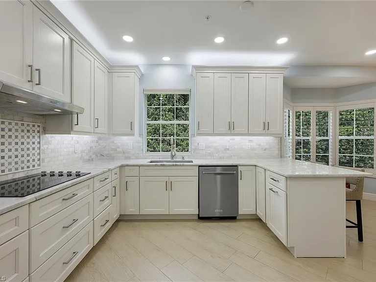 269 Colonade Cir #2802 — Photo 19