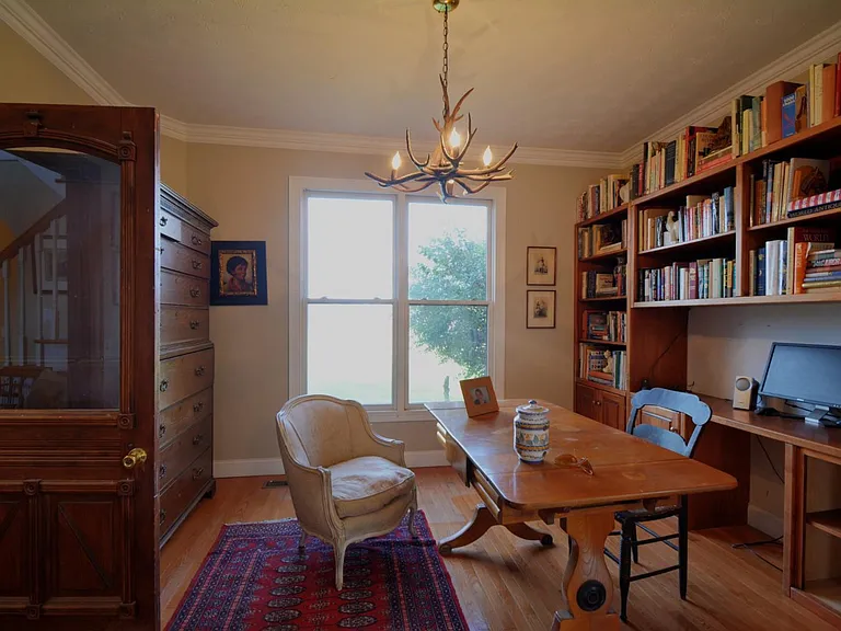 2315 Oregon Rd — Photo 5