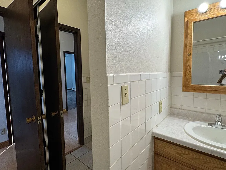 Crestwood Apartments — Photo 76