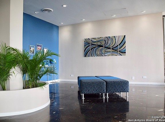 2nd image of 7039 San Pedro Ave APT 105