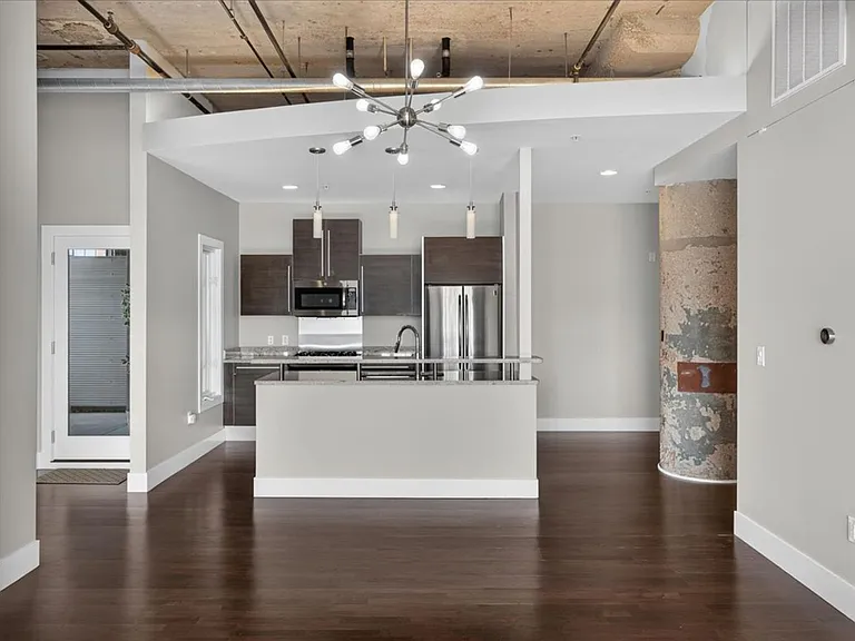 4100 Forest Park Ave #213 — Photo 15