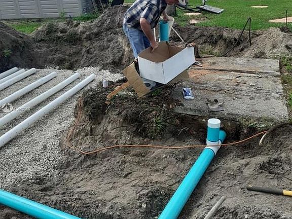 5th image of 8918 W Shady Ln