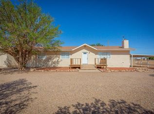 86 Las Flores Dr, Roswell, NM 88203