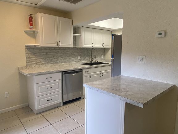 2nd image of 1414 San Juan Ct #B