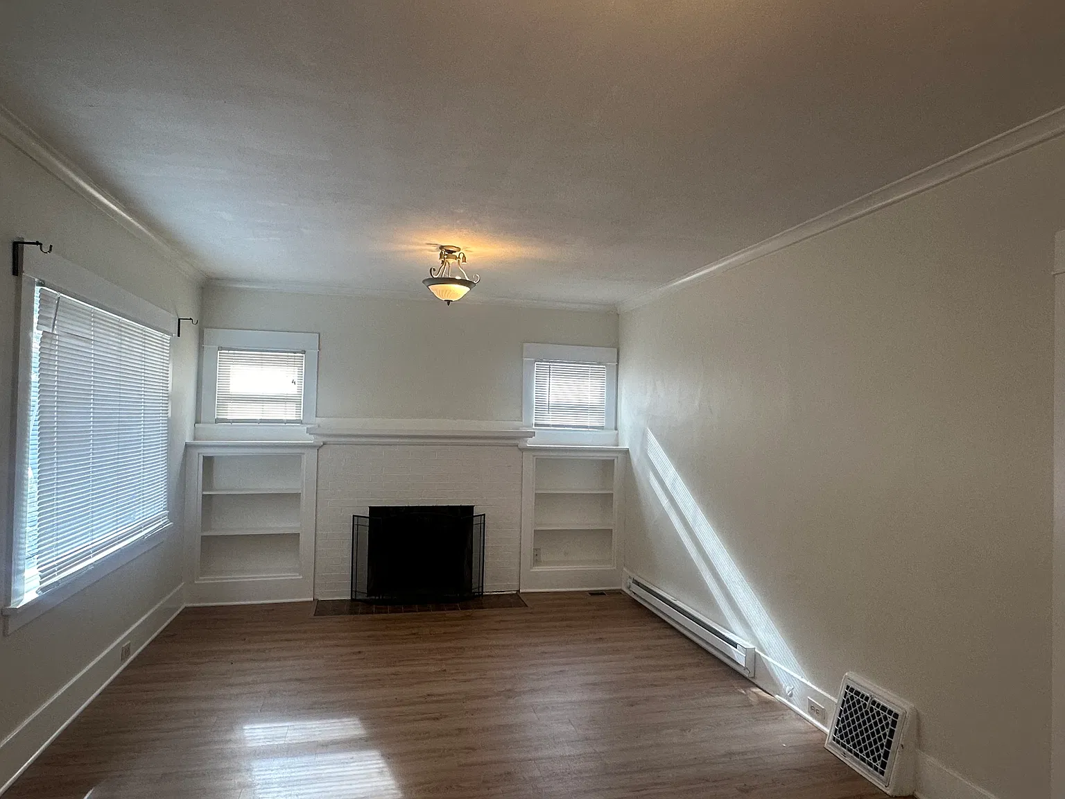 2 bed, 1224 sqft, $1,995 — Photo 2