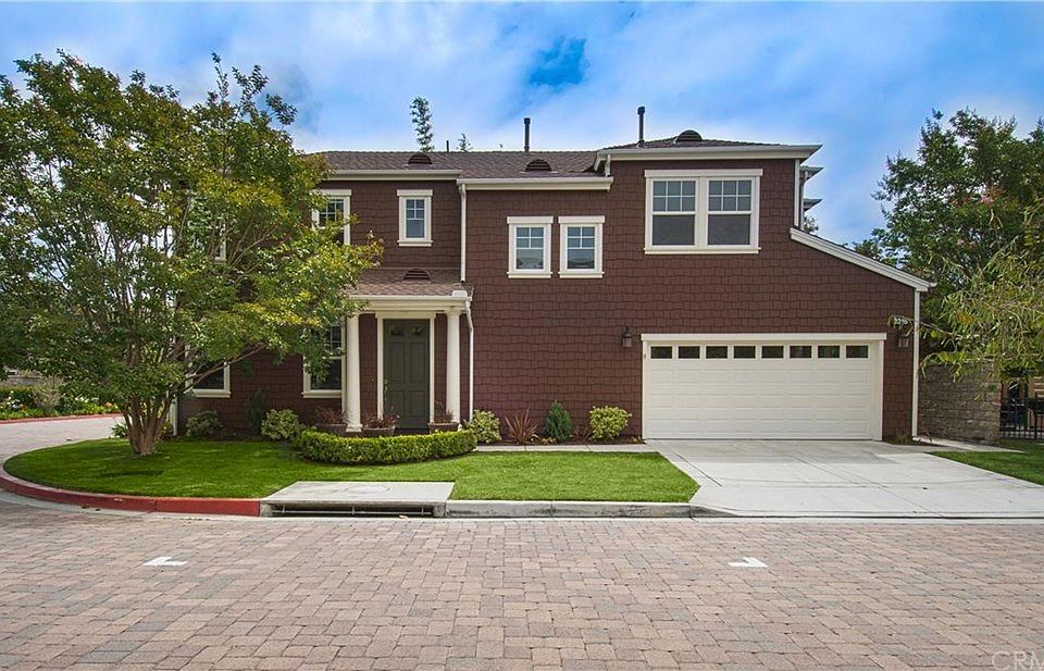 1st image of 2316 Half Moon Ln