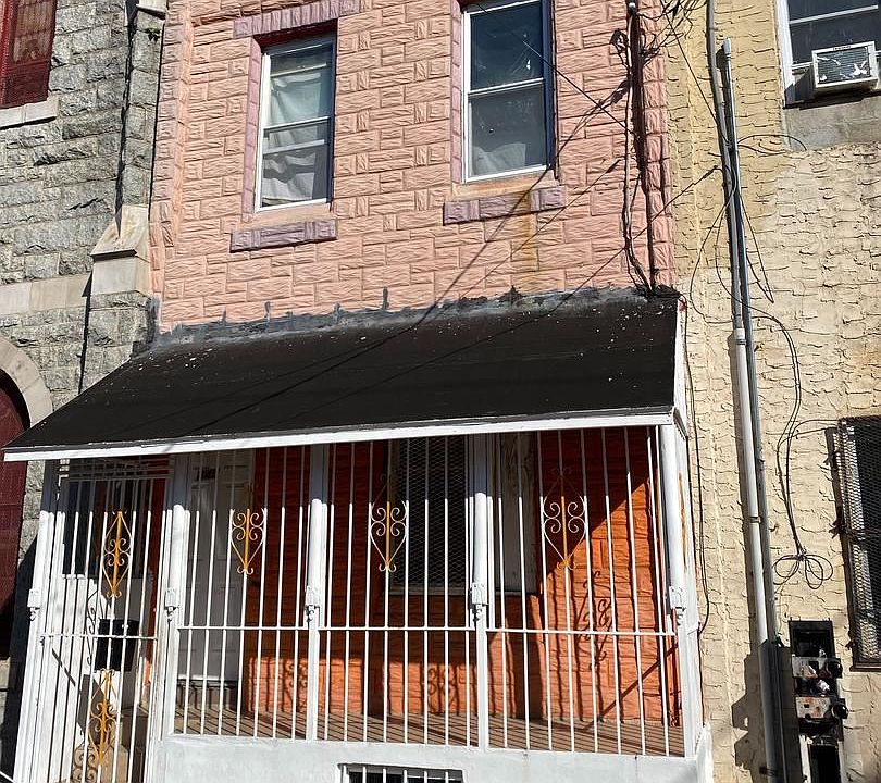2nd image of 445 W Indiana Ave