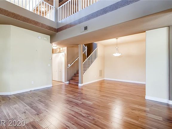 5th image of 9901 Trailwood Dr APT 1040