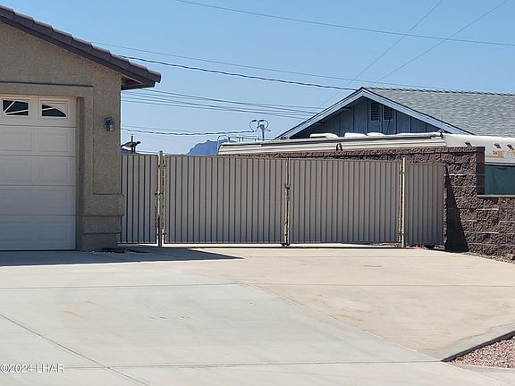 2nd image of 3390 Silver Arrow Dr