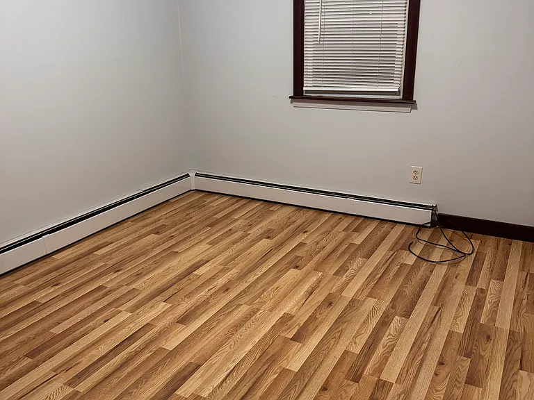 2009 Pleasant St #1 — Photo 5