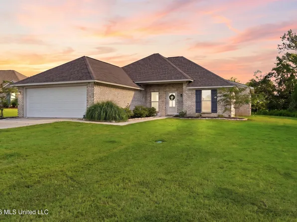 643 Westfield Dr, Pearl, MS 39208