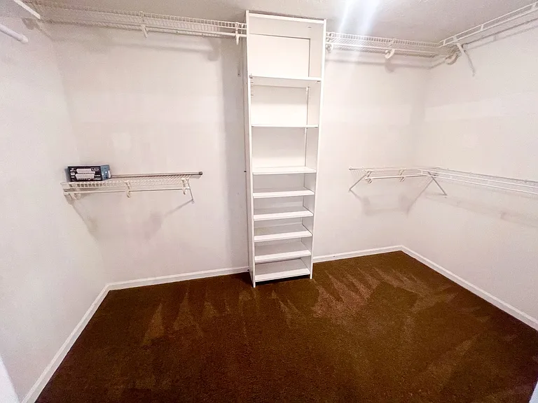 10640 Northern Dancer Dr — Photo 32