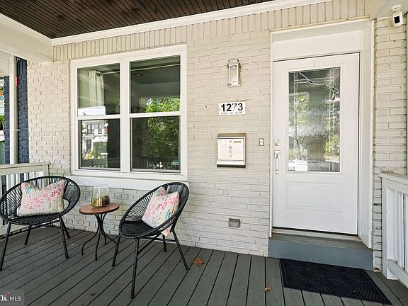 3rd image of 1273 Oates St NE