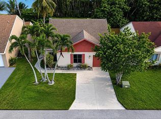 33 PEACHTREE PLACE, BOYNTON BEACH, FL 33436