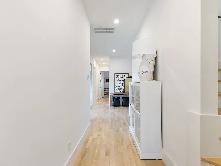 2804 W Kirkwood Ave #A — Photo 35