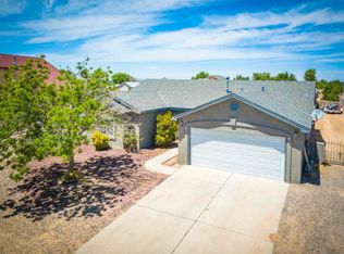 20 Alamosa Loop, Los Lunas, NM 87031