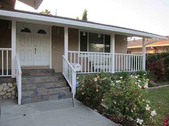 3rd image of 6002 Chesbro Ave