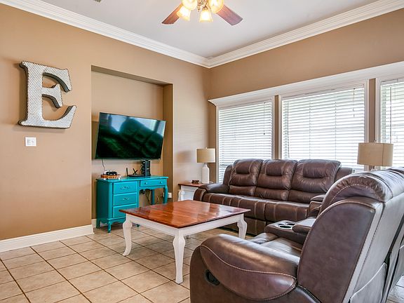 4th image of 201 Stags Leap Ln