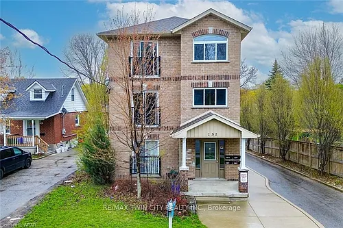 151 Bridgeport Rd E #4 Photo 1