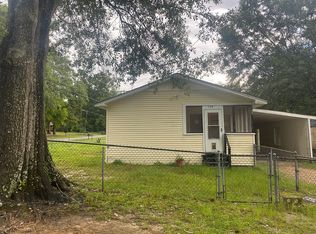 129 Batson Ave W, Wiggins, MS 39577