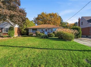 660 Wickens Ave, Burlington, ON L7T3T2