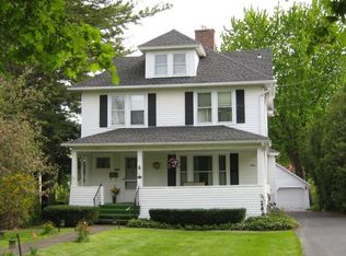 61 W Genesee St, Skaneateles, NY 13152