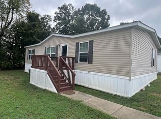 136 Lynnwood Cir, Clarksville, TN 37040