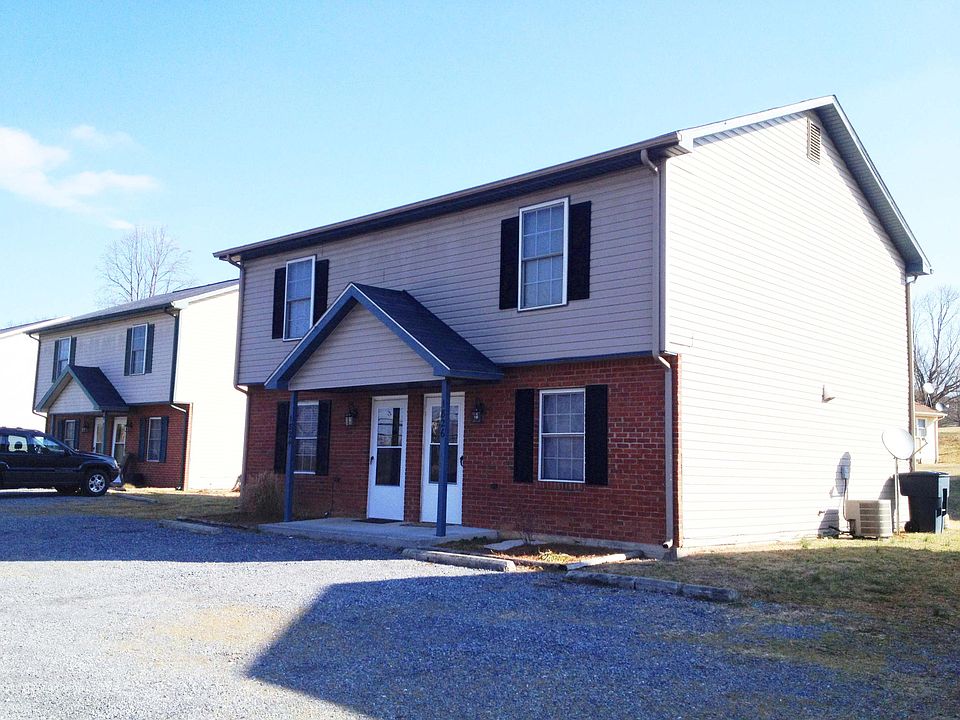 1st image of 1820 Bennington St SE #22 & 1824-26