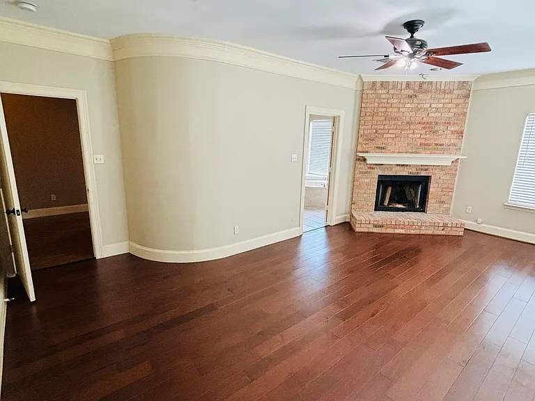 4618 Columbia Ave — Photo 11