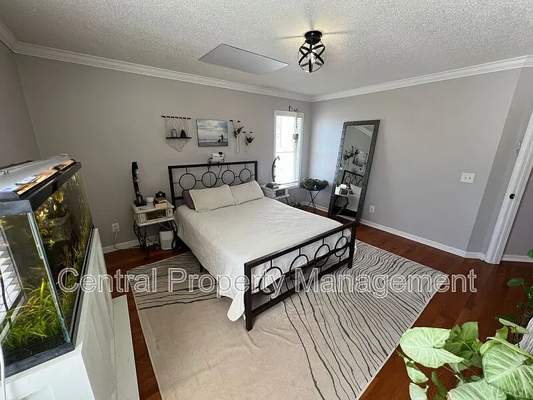 1014 Old Mill Rd — Photo 20
