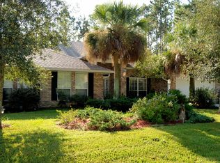 33 Edgewater Dr, Palm Coast, FL 32164