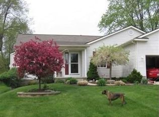 5821 Nella Ave NW, North Canton, OH 44720