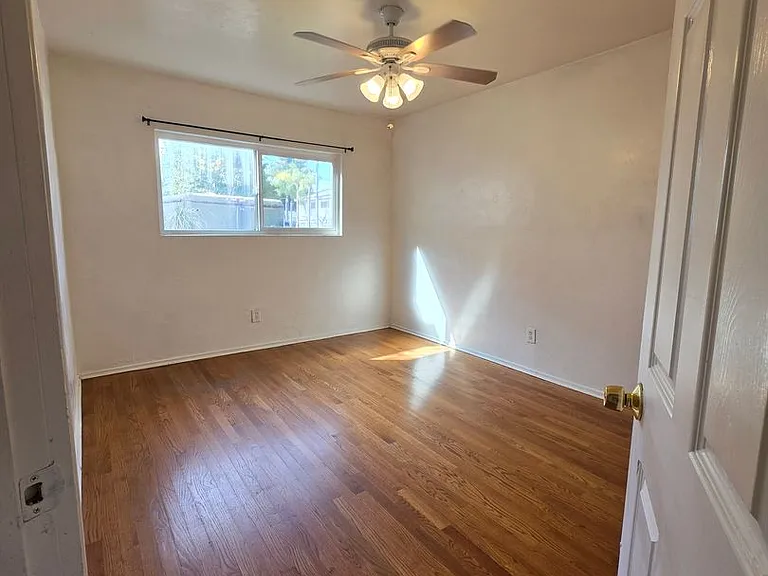 4415 Rosebud Ln #A-J — Photo 14
