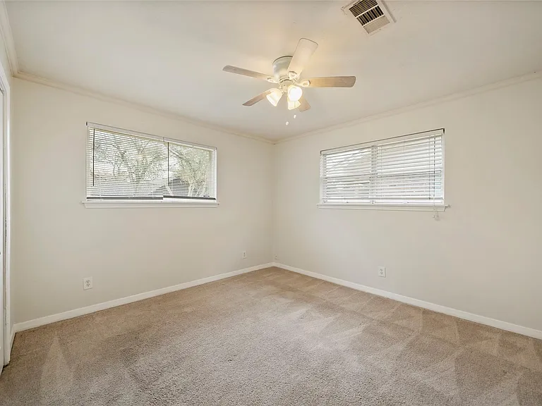 1807 Shadow Bend Dr — Photo 19