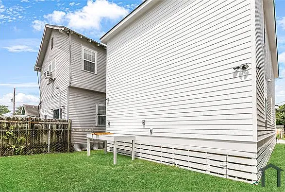 3015 Burdette St — Photo 14