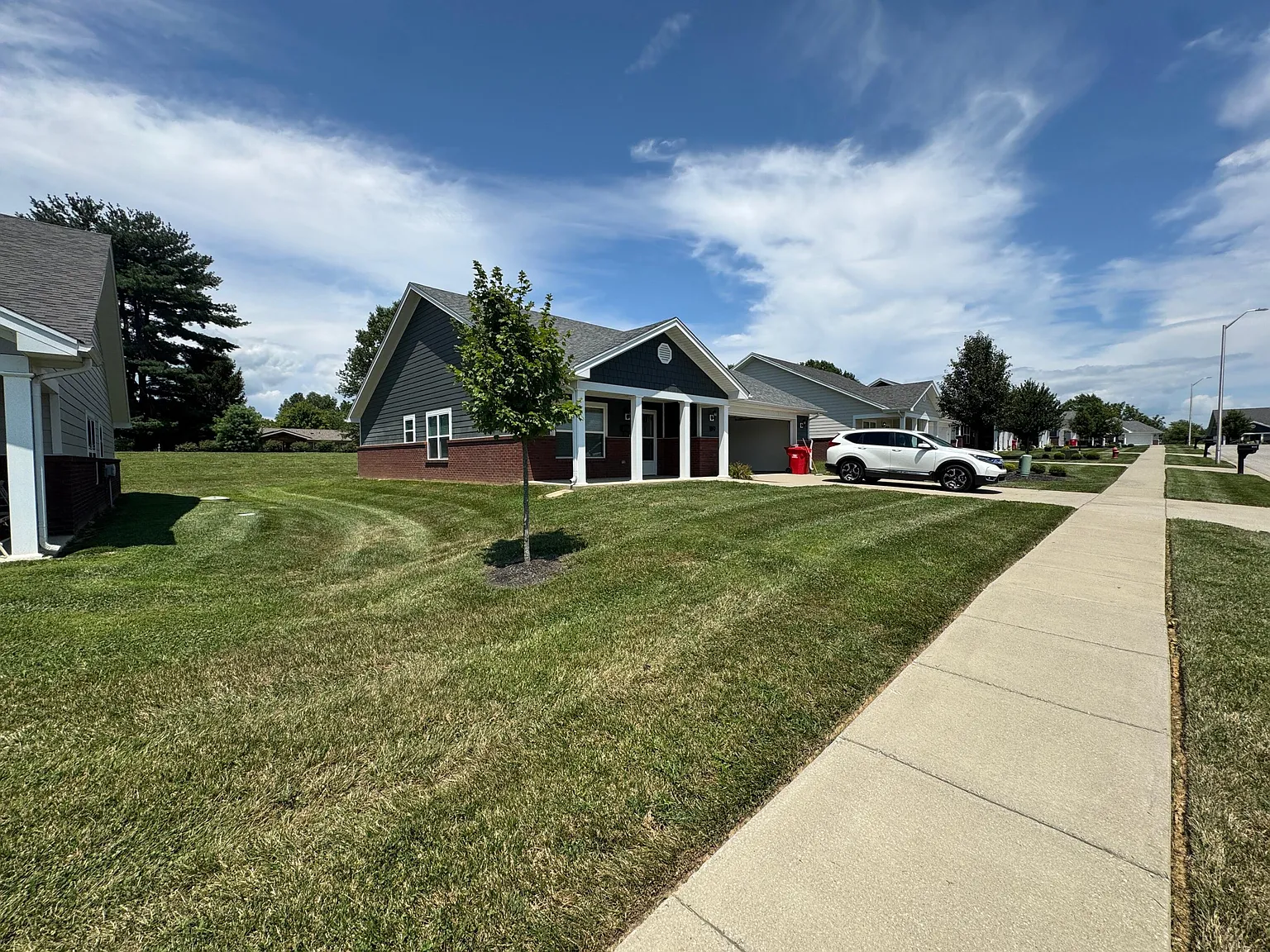 2 bed, 2.0 bath, 1296 sqft, $2,000 — Photo 4
