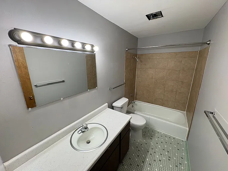 1101 D St — Photo 15