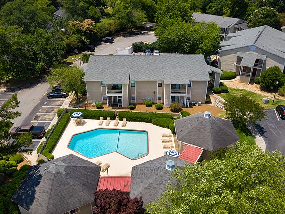 3rd image of 220 Breckenridge Dr #220