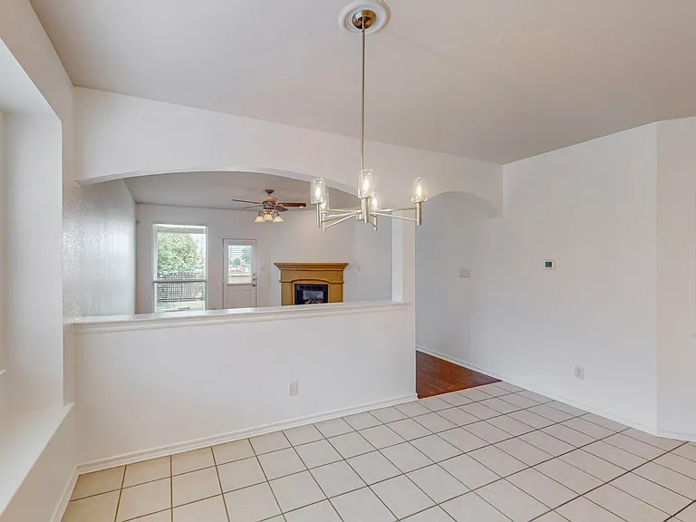 8008 Joshua Tree Ct — Photo 7