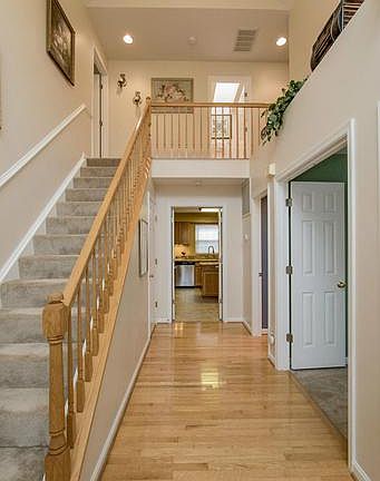 Hardwood Foyer with Plant Shelf