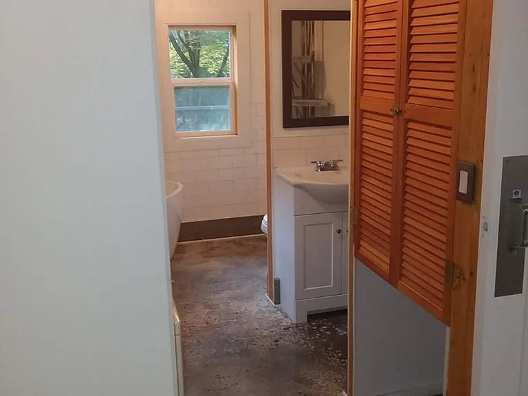 2451 Log Cabin Rd — Photo 6