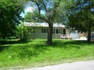 17214 Chestnut Dr, Belton, MO 64012