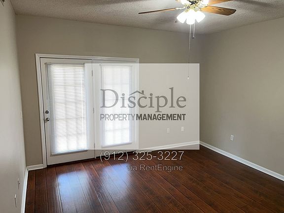4th image of 22 E Dubois St #7B