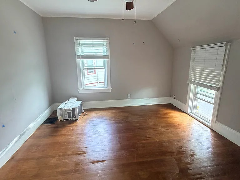 223 Armington St — Photo 18