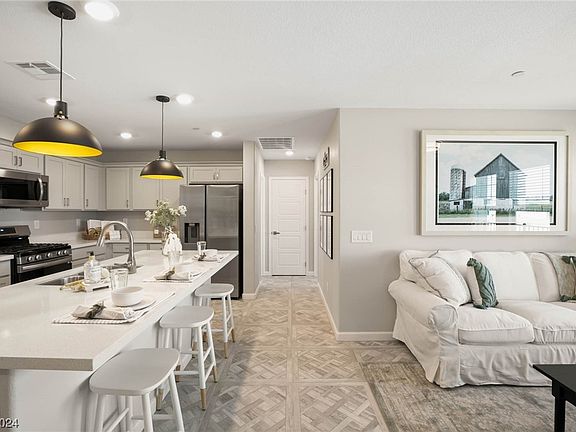 4th image of 4286 Lemay Ave #1