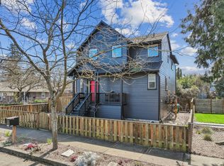 10256 SE Knight St, Portland, OR 97266