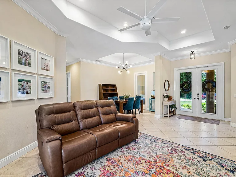 3461 SW Funtuna St — Photo 8