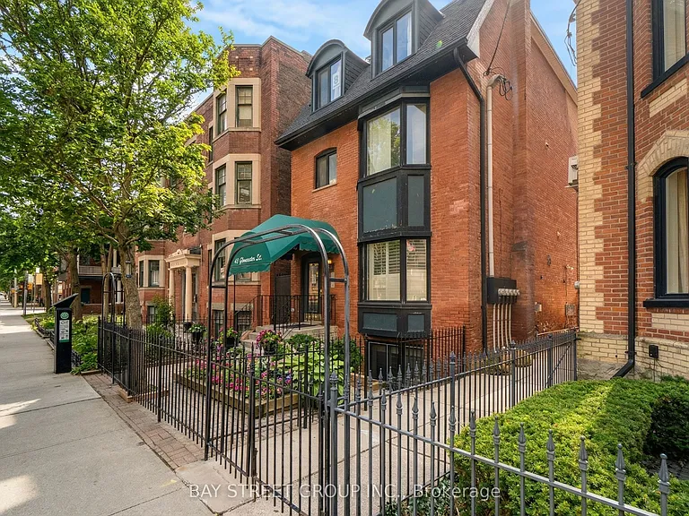 65 Gloucester St #4 — Photo 2