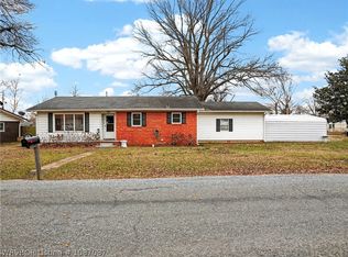 506 NW Mimosa Dr, Stigler, OK 74462
