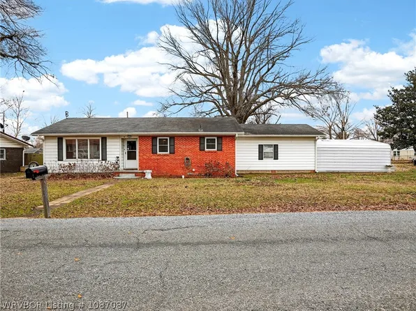 506 NW Mimosa Dr, Stigler, OK 74462